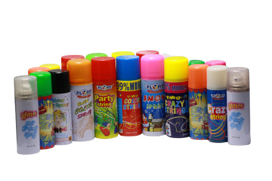 Lễ hội bên Lễ hội tuyết trắng Phun tuyết nhân tạo cho cây thông Noel